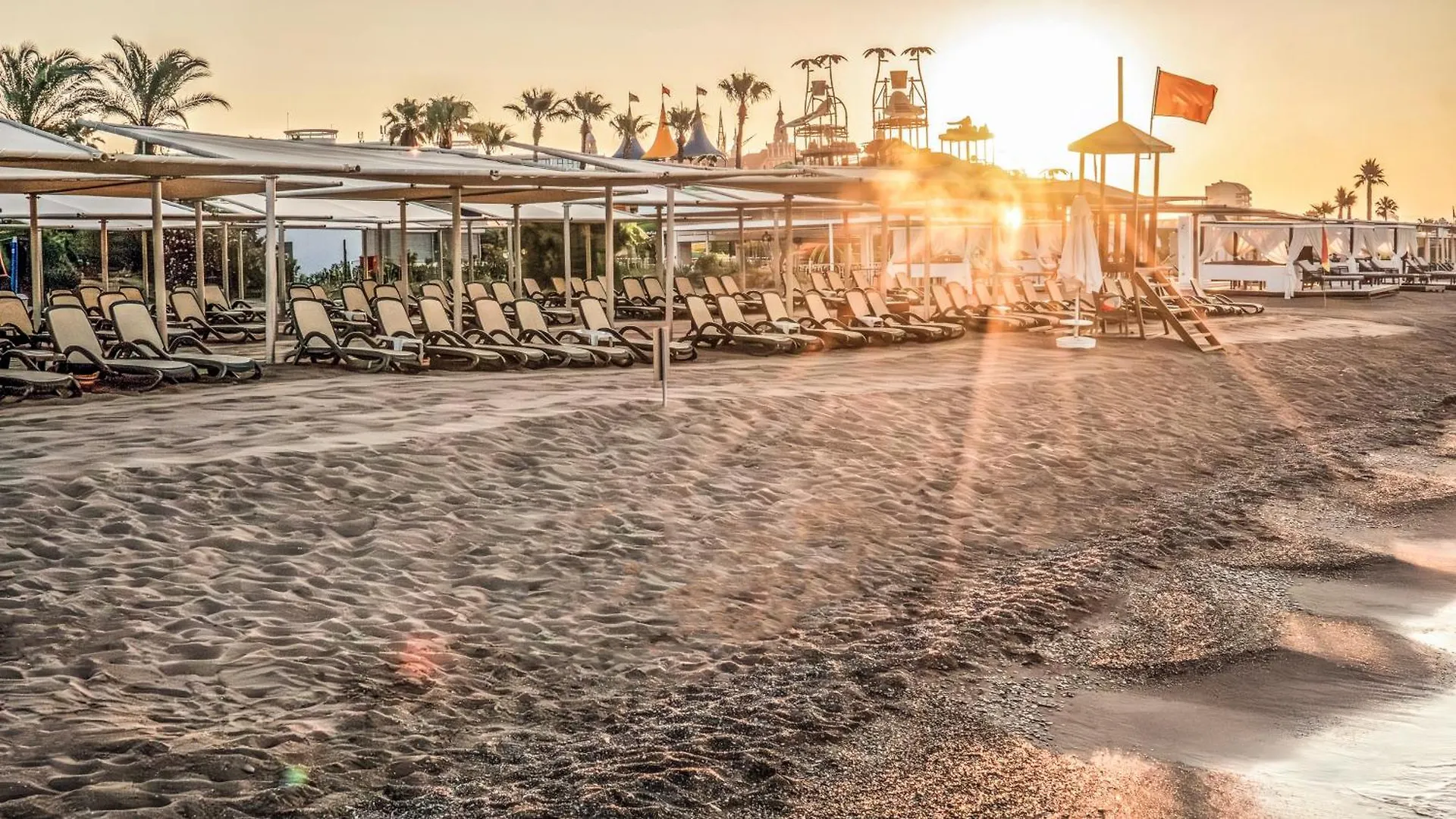 *****  Royal Wings Hotel Antalya Turecko