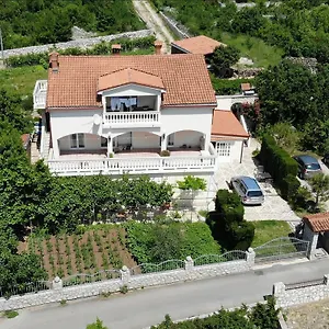 Dida Moj 3*, Šmrika Horvátország