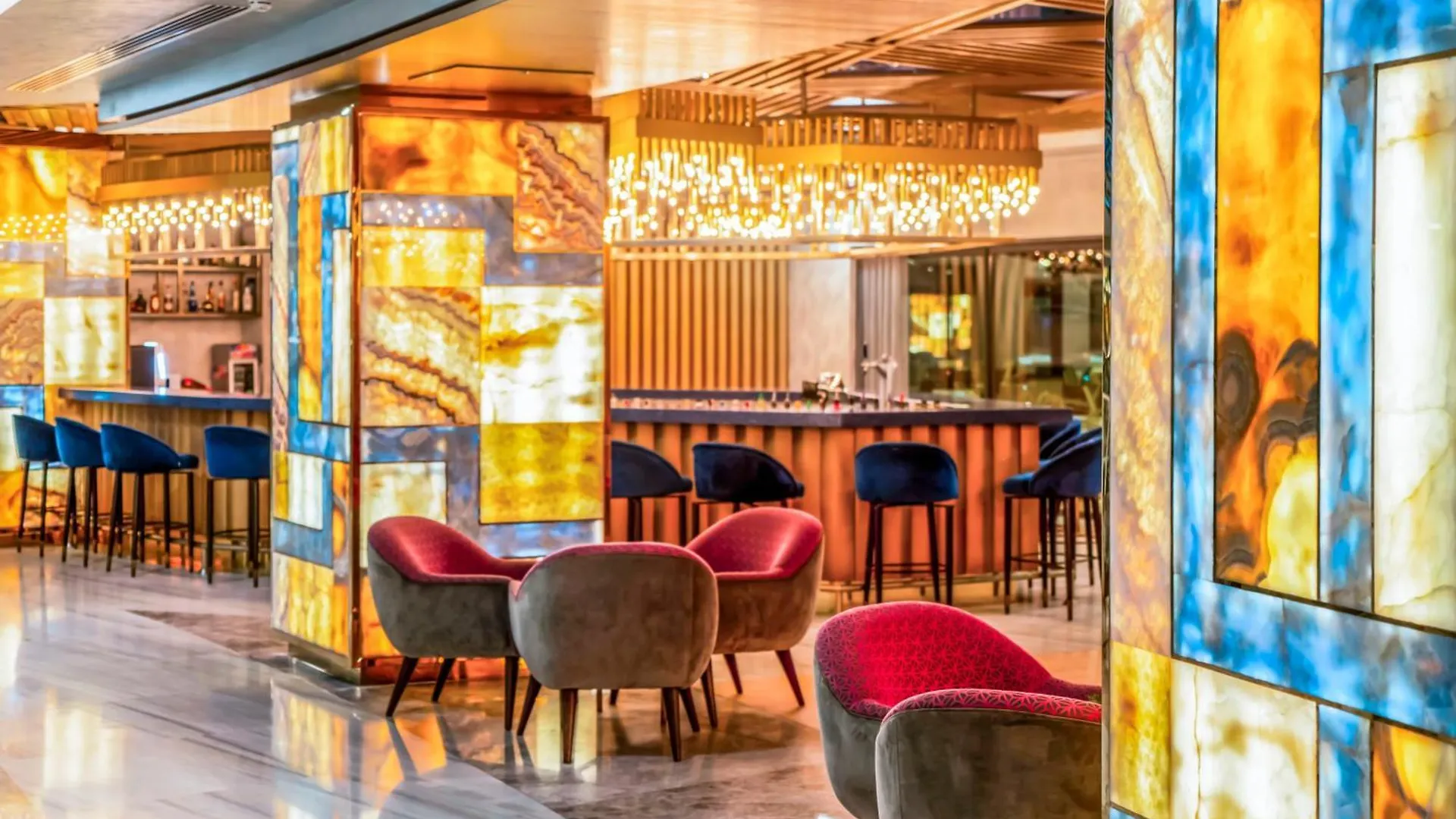 Royal Wings Hotel Antalya 5*,